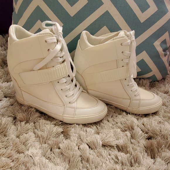 Aldo wedge tennis shoes - Picture 2 of 3